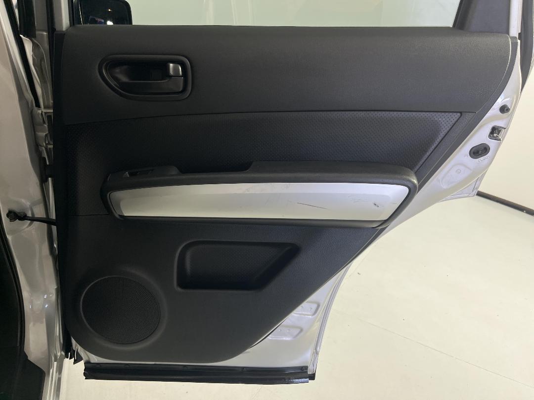 Photo '19' of Nissan X-Trail Photo '19' of Nissan X-Trail