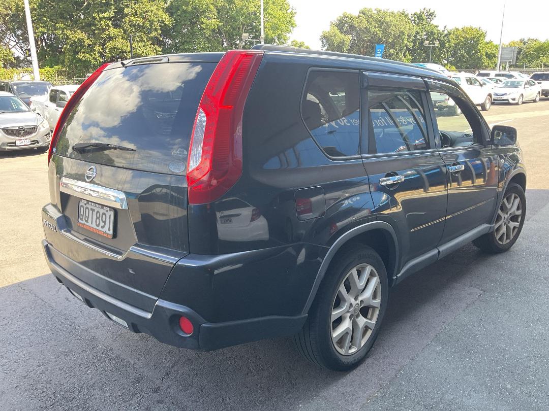 Photo '3' of Nissan X-Trail Photo '3' of Nissan X-Trail