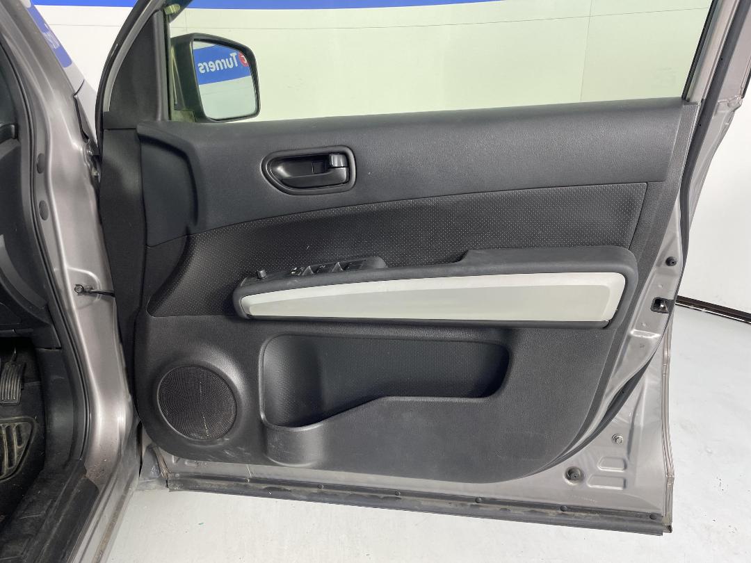 Photo '15' of Nissan X-Trail Photo '15' of Nissan X-Trail