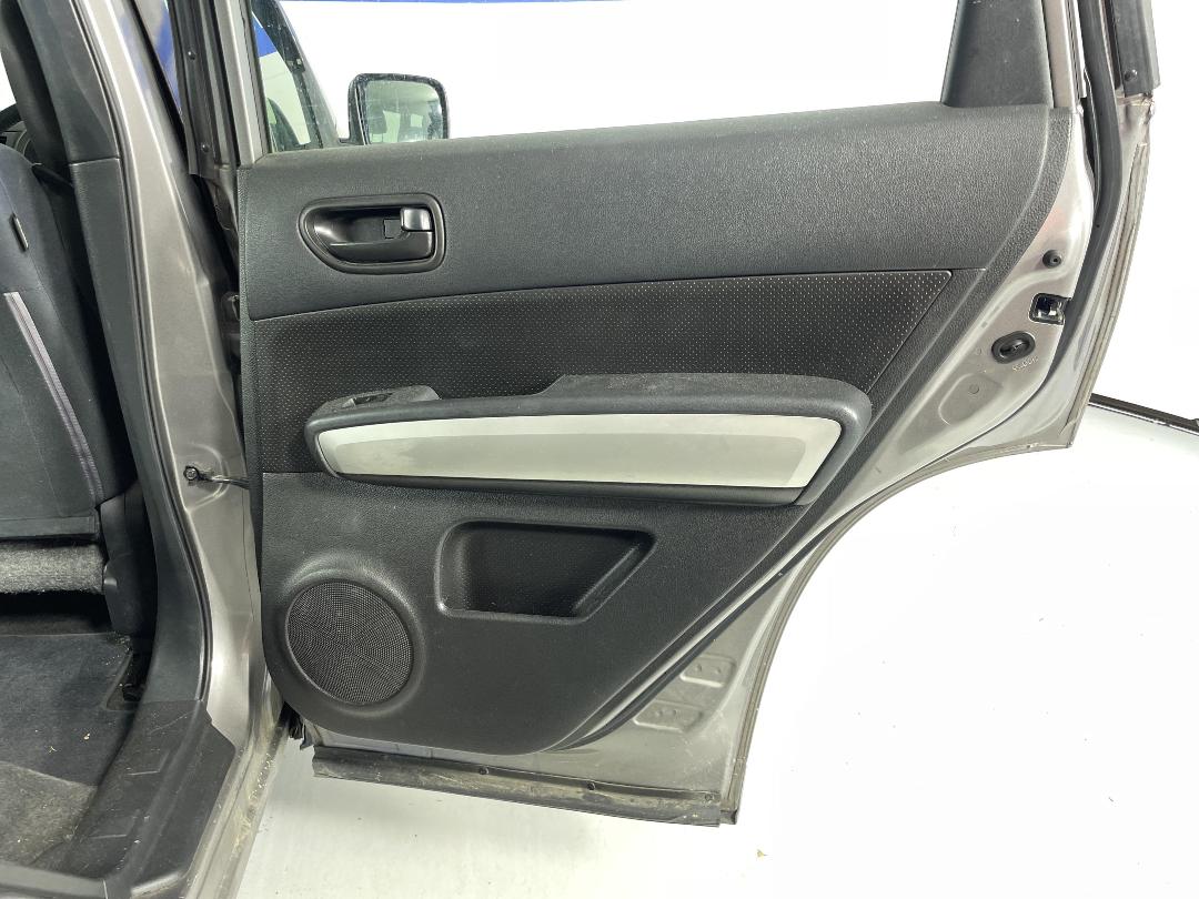 Photo '19' of Nissan X-Trail Photo '19' of Nissan X-Trail