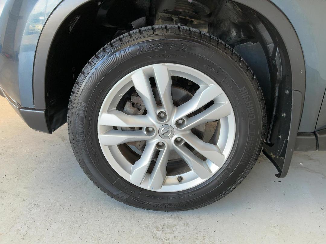 Photo '10' of Nissan X-Trail