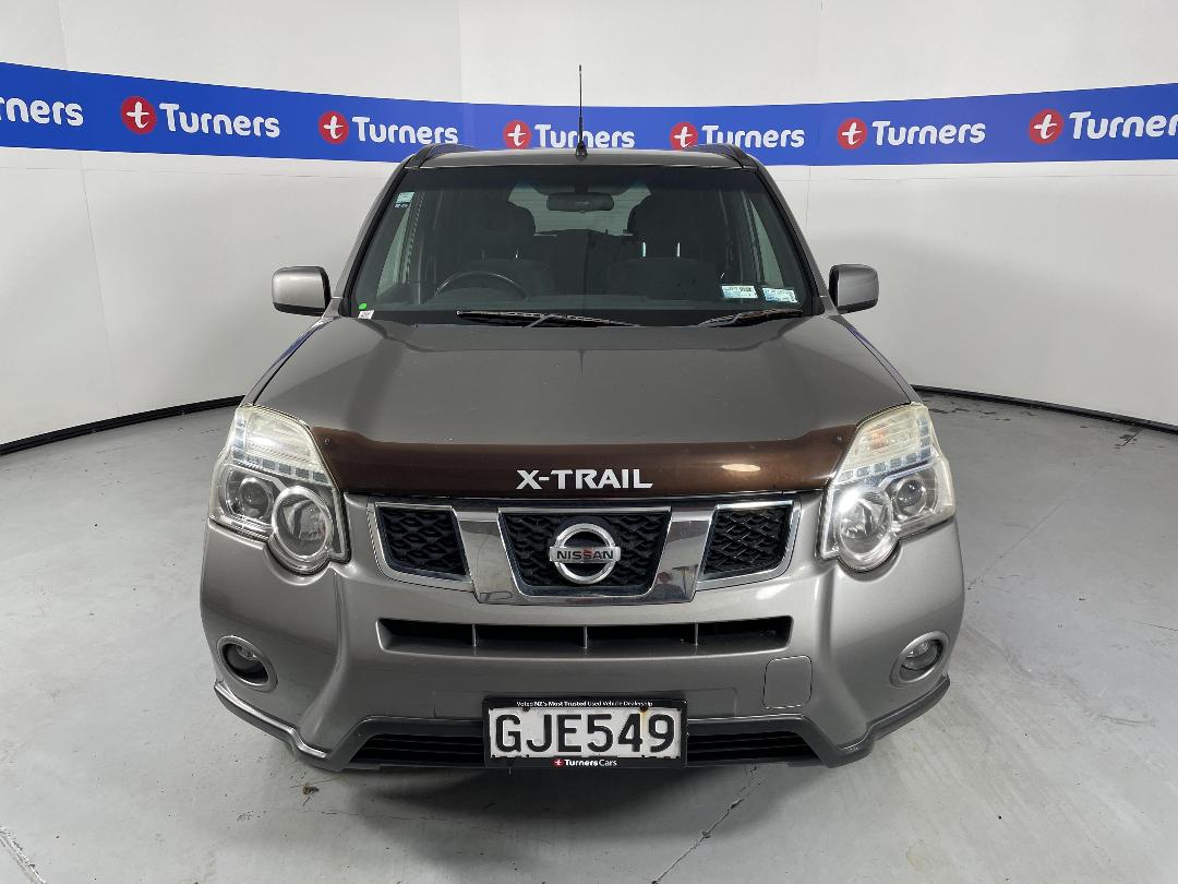 Photo '2' of Nissan X-Trail