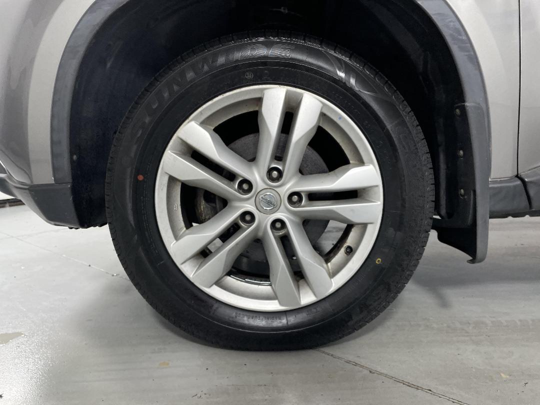 Photo '10' of Nissan X-Trail