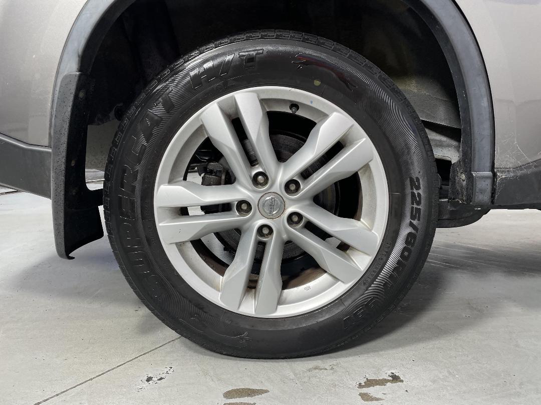 Photo '12' of Nissan X-Trail