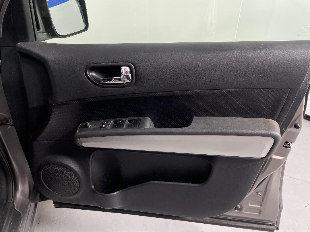 Photo '15' of Nissan X-Trail