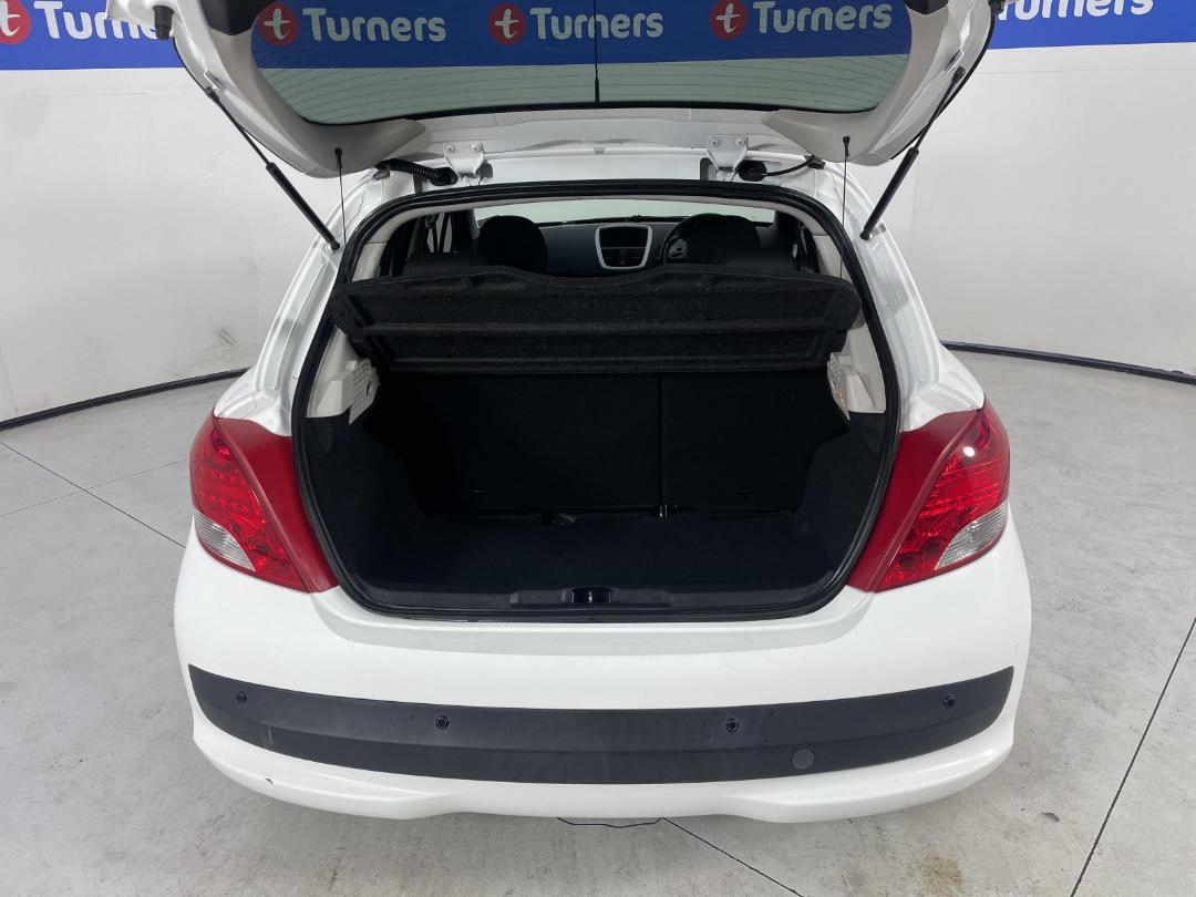 Photo '12' of Peugeot 207 Sportium Photo '12' of Peugeot 207 Sportium