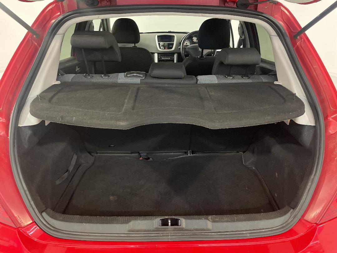 Photo '14' of Peugeot 207