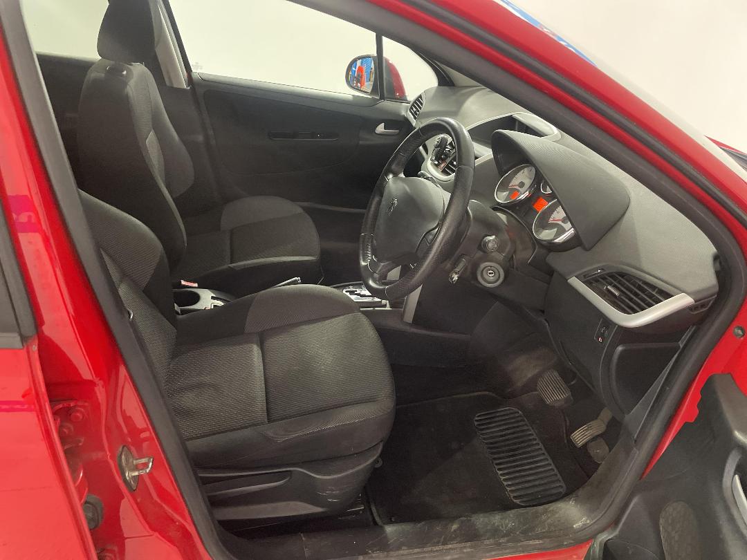 Photo '16' of Peugeot 207