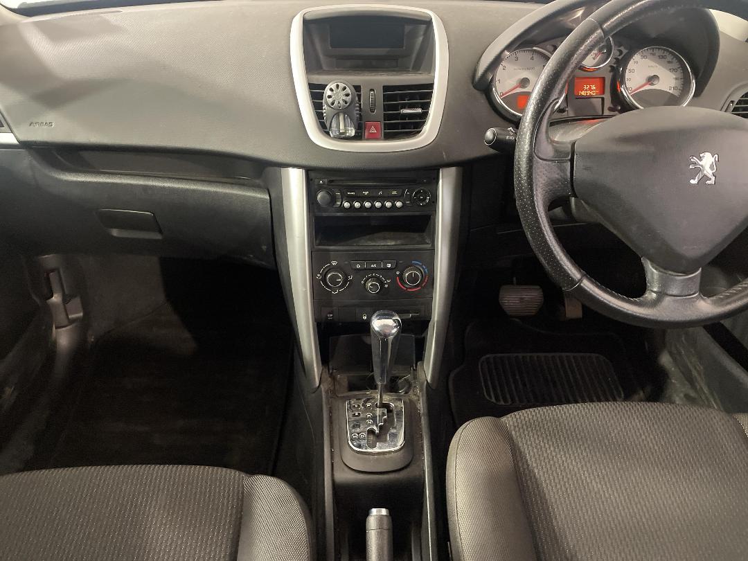 Photo '18' of Peugeot 207