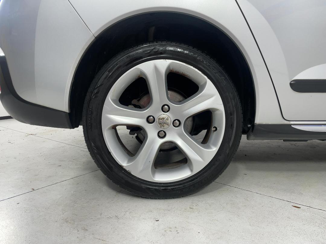 Photo '12' of Peugeot 3008 Photo '12' of Peugeot 3008