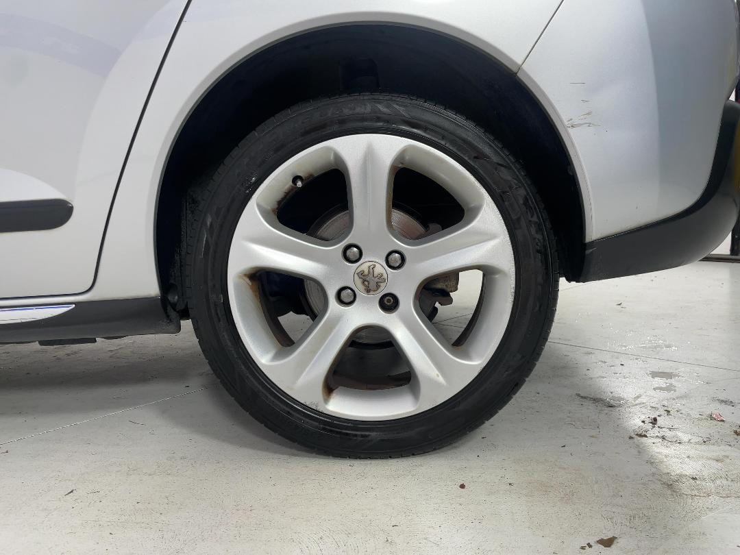 Photo '11' of Peugeot 3008 Photo '11' of Peugeot 3008