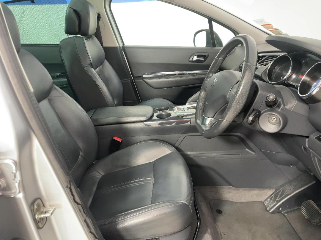 Photo '16' of Peugeot 3008 Photo '16' of Peugeot 3008