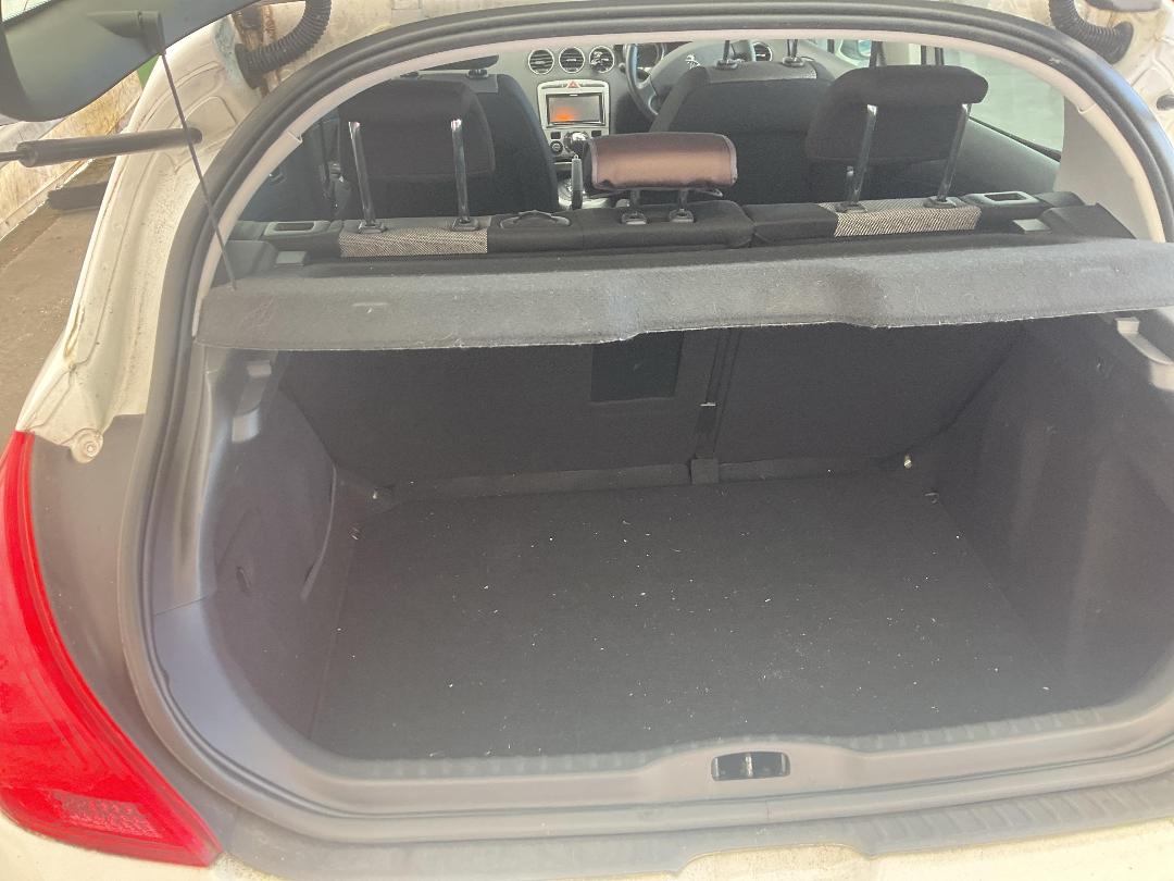 Photo '22' of Peugeot 308 Photo '22' of Peugeot 308