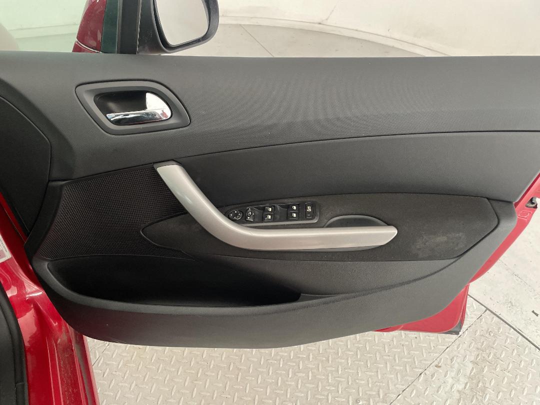 Photo '15' of Peugeot 308