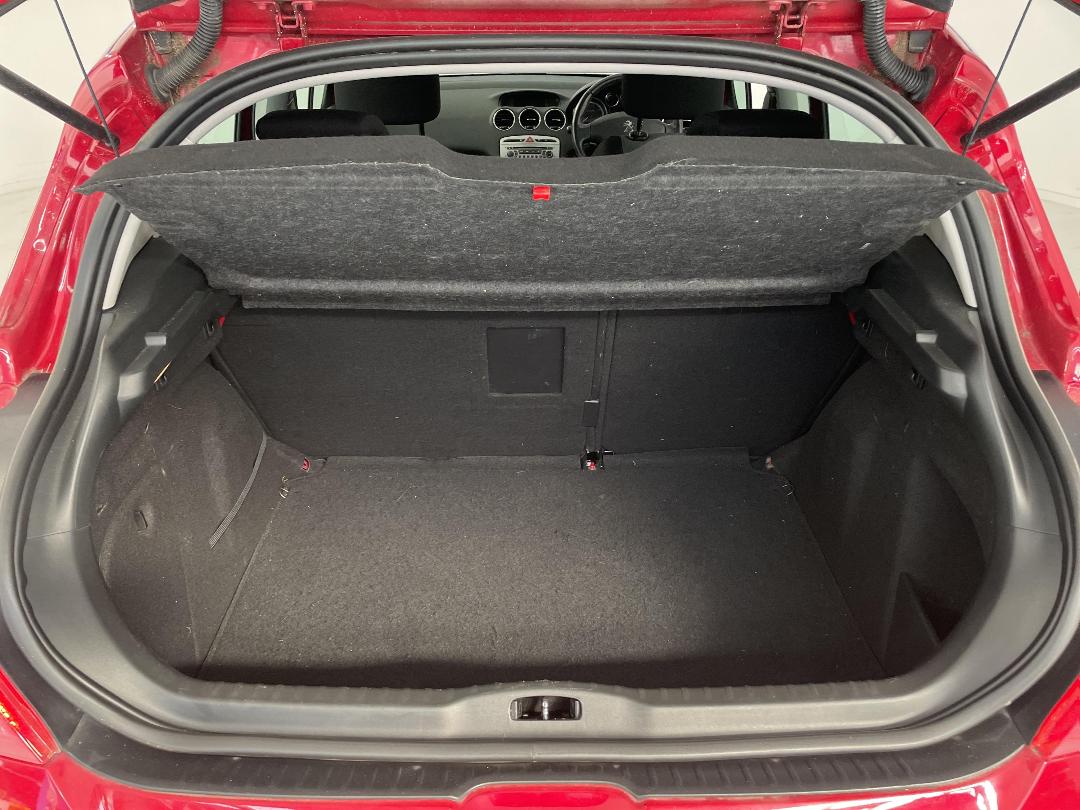 Photo '14' of Peugeot 308