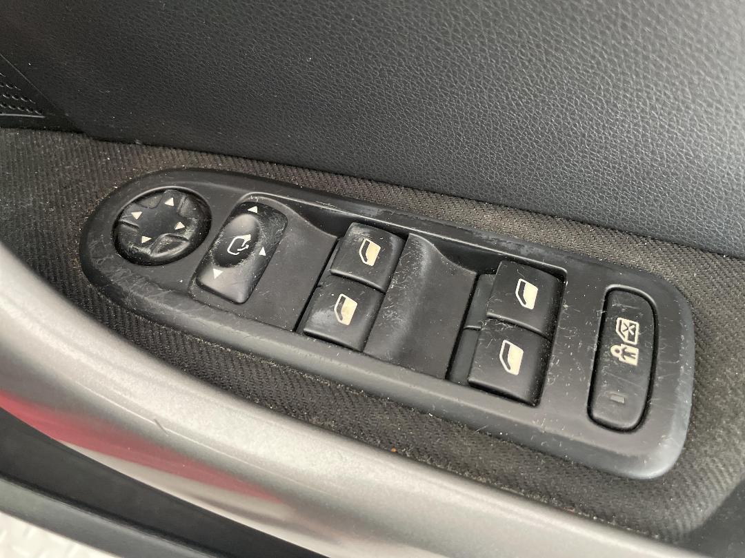 Photo '24' of Peugeot 308