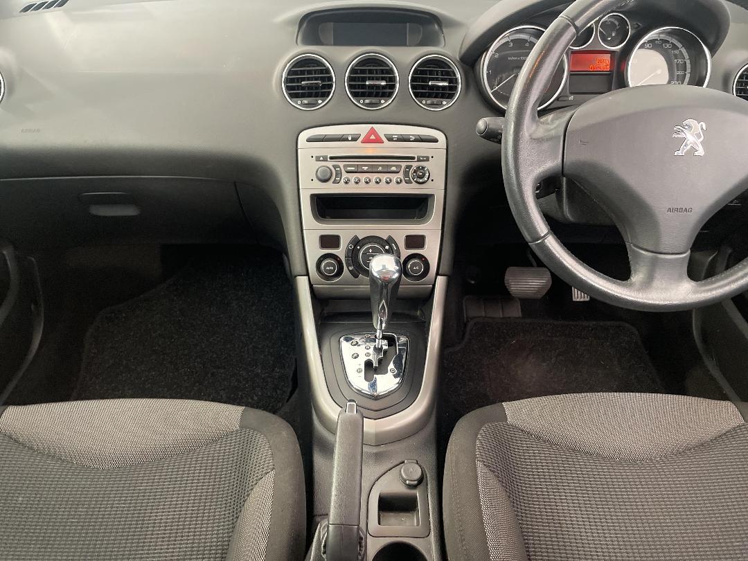 Photo '18' of Peugeot 308