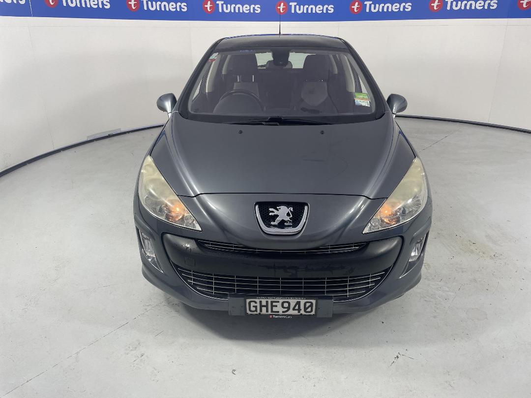 Photo '2' of Peugeot 308 Photo '2' of Peugeot 308