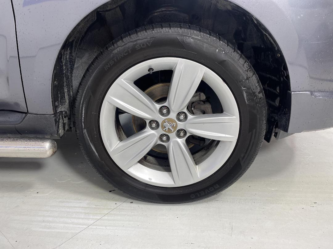 Photo '9' of Peugeot 4007 Photo '9' of Peugeot 4007