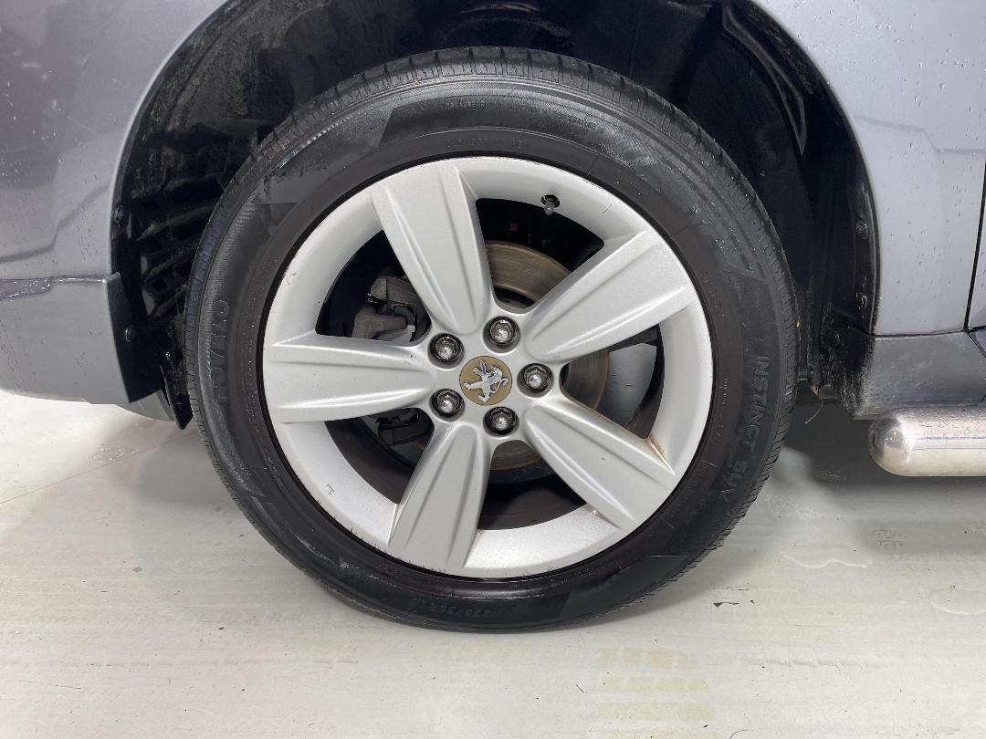 Photo '10' of Peugeot 4007 Photo '10' of Peugeot 4007