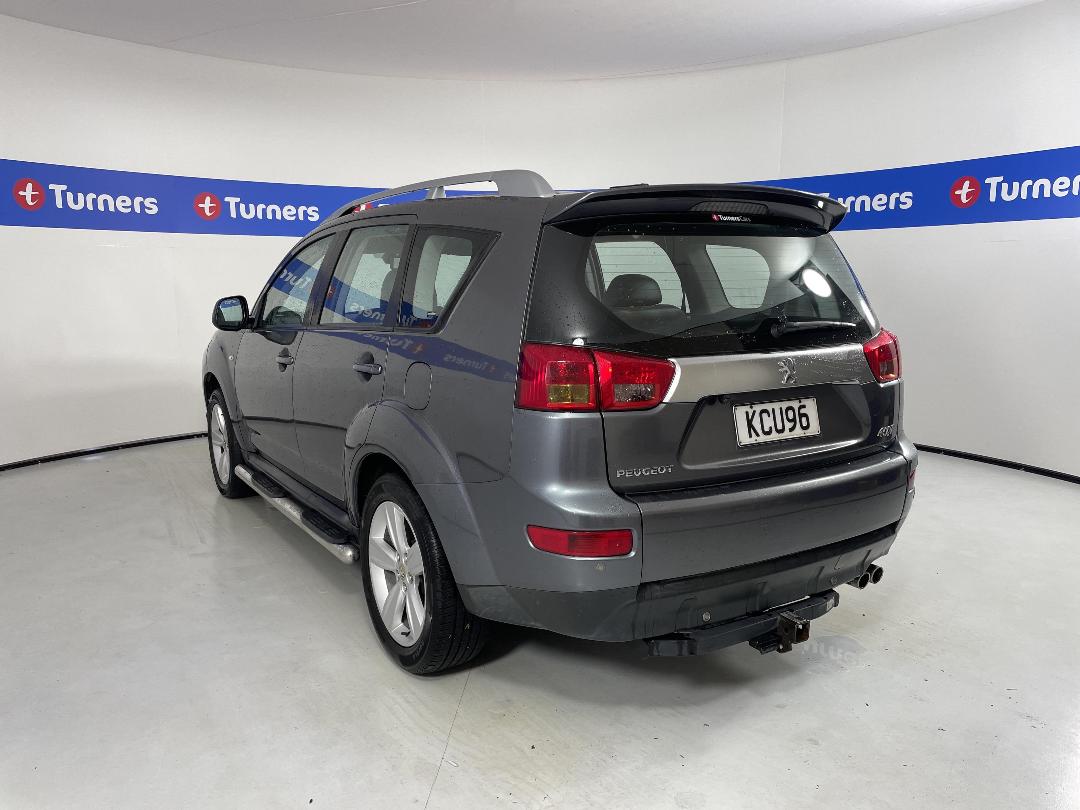 Photo '5' of Peugeot 4007 Photo '5' of Peugeot 4007