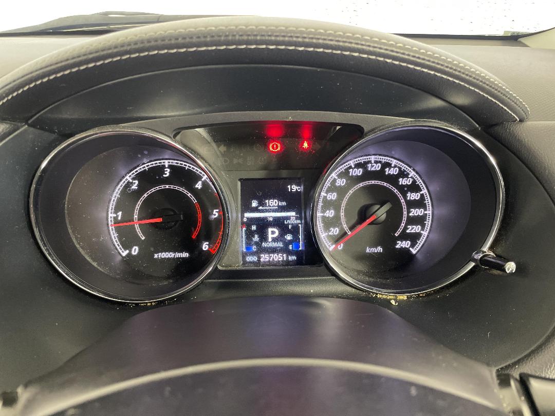 Photo '21' of Peugeot 4007 Photo '21' of Peugeot 4007