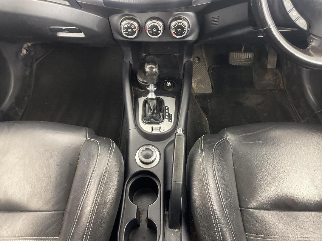 Photo '18' of Peugeot 4007 Photo '18' of Peugeot 4007