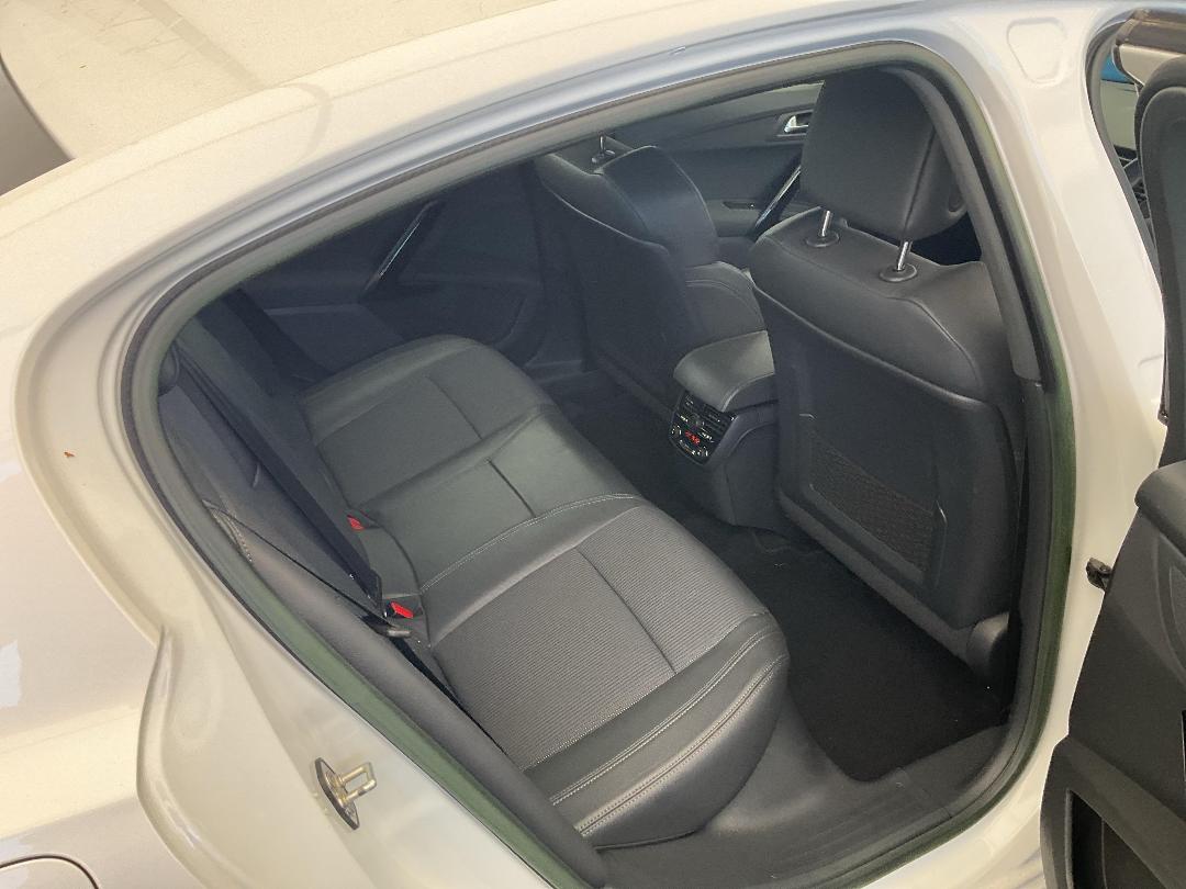 Photo '22' of Peugeot 508 Allure Photo '22' of Peugeot 508 Allure