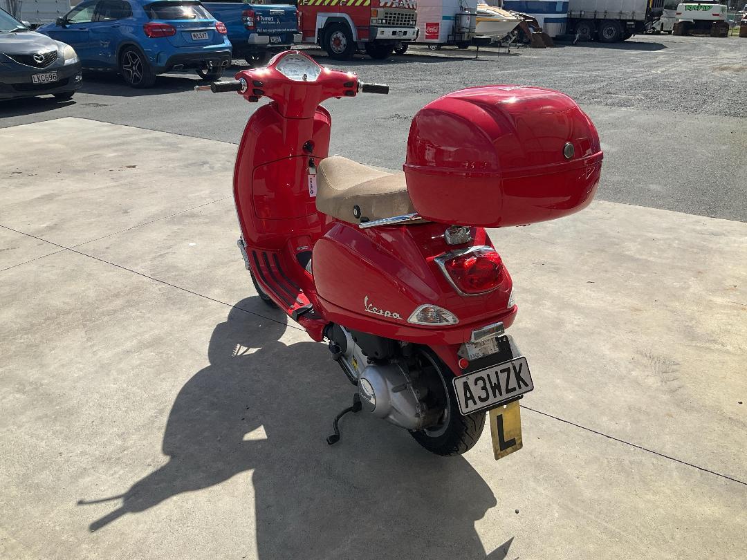 Photo '5' of Piaggio Vespa LX150 Photo '5' of Piaggio Vespa LX150