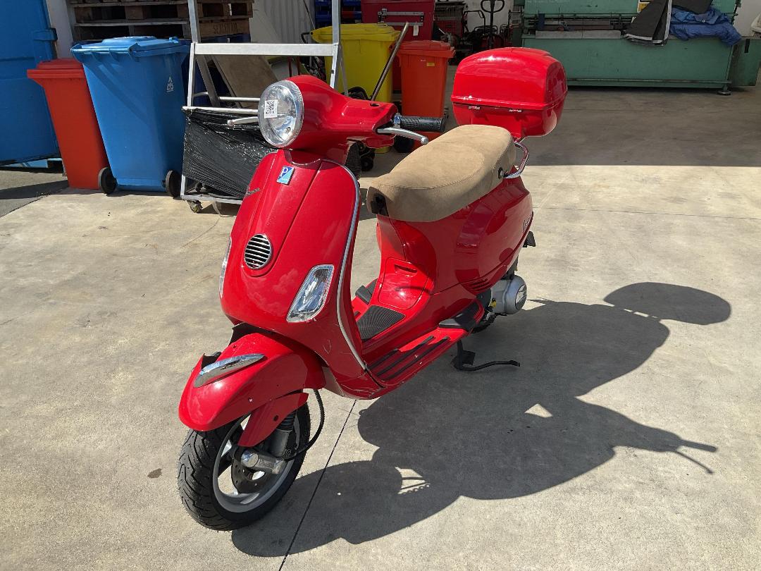 Photo '7' of Piaggio Vespa LX150 Photo '7' of Piaggio Vespa LX150