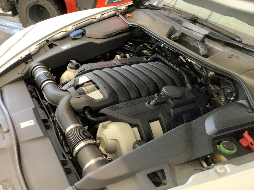 Photo '11' of Porsche Cayenne Photo '11' of Porsche Cayenne