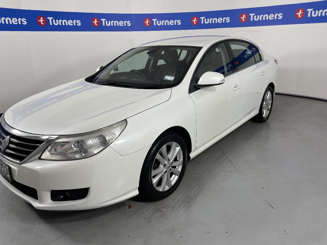 Photo '4' of Renault Latitude Photo '4' of Renault Latitude