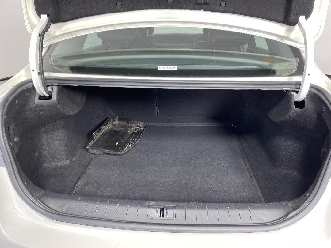 Photo '14' of Renault Latitude Photo '14' of Renault Latitude