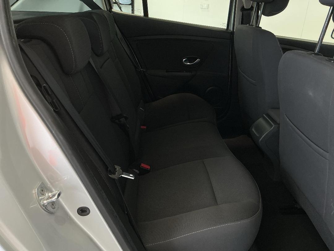 Photo '20' of Renault Megane Photo '20' of Renault Megane