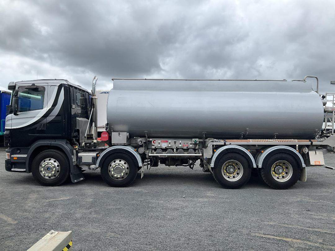 Photo '7' of Scania G480 LB8X4MSA Tanker