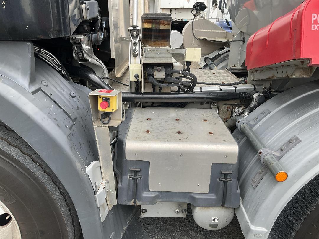 Photo '21' of Scania G480 LB8X4MSA Tanker