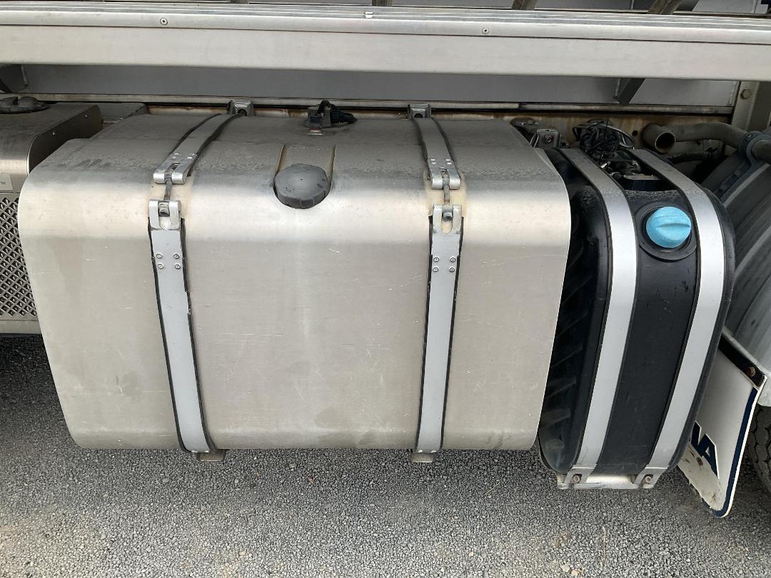 Photo '31' of Scania G480 LB8X4MSA Tanker