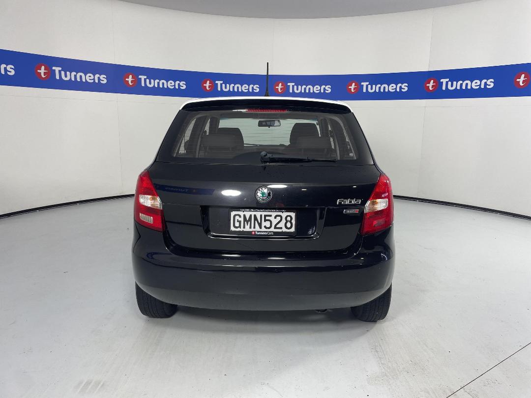 Photo '6' of Skoda Fabia Photo '6' of Skoda Fabia