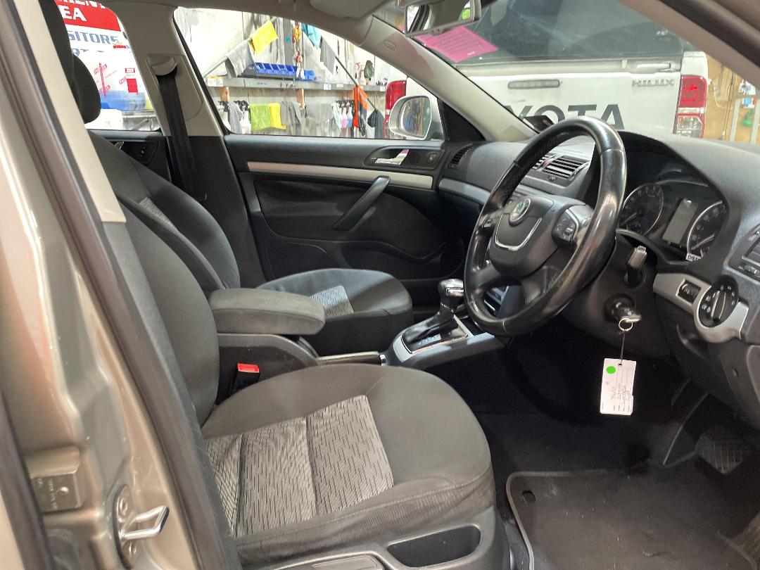 Photo '14' of Skoda Octavia TDI 77 Photo '14' of Skoda Octavia TDI 77