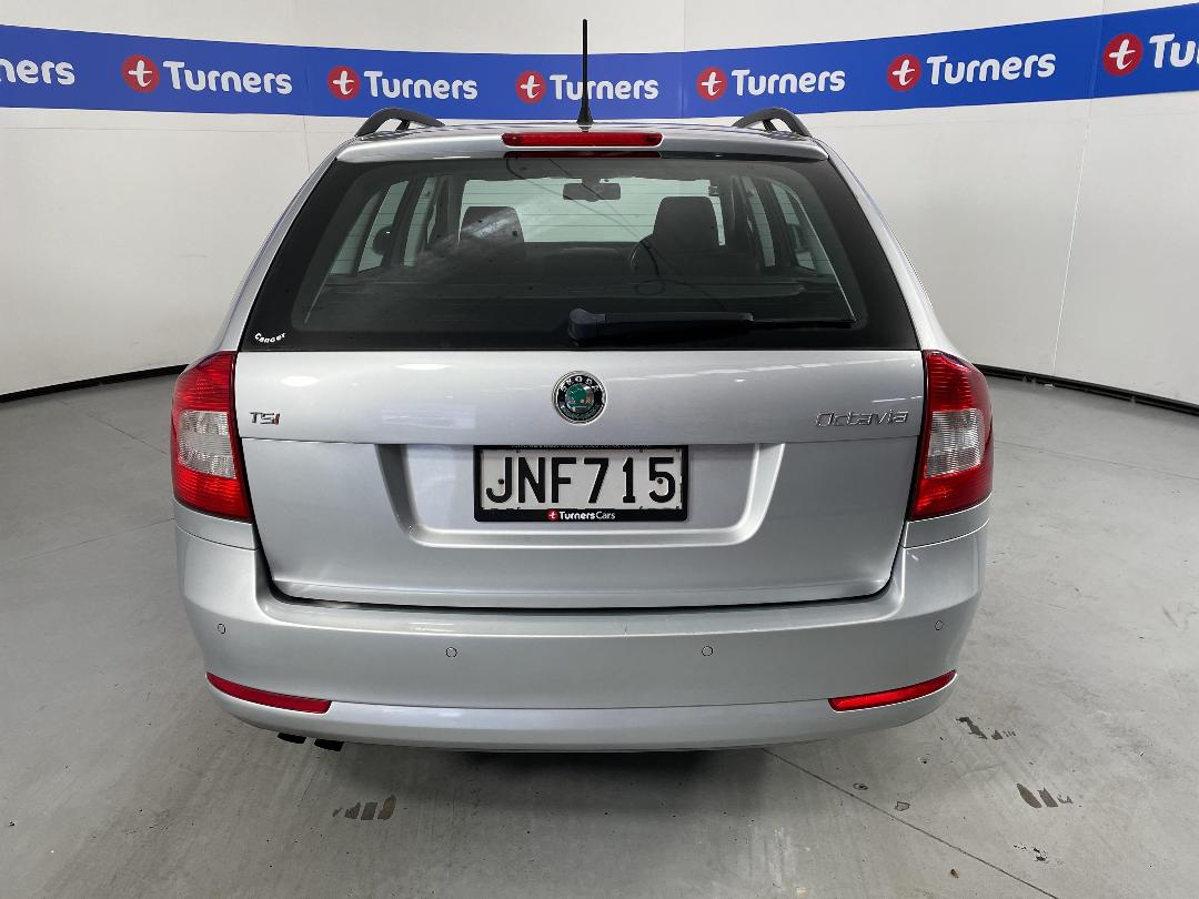 Photo '6' of Skoda Octavia