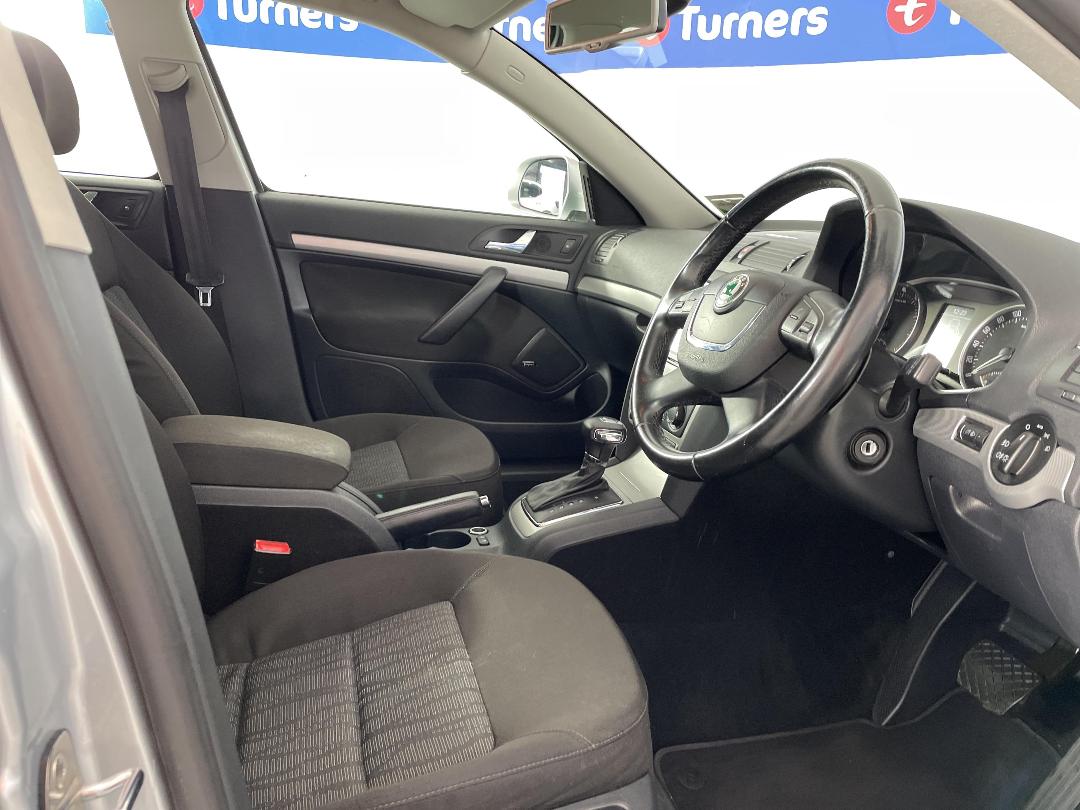 Photo '16' of Skoda Octavia