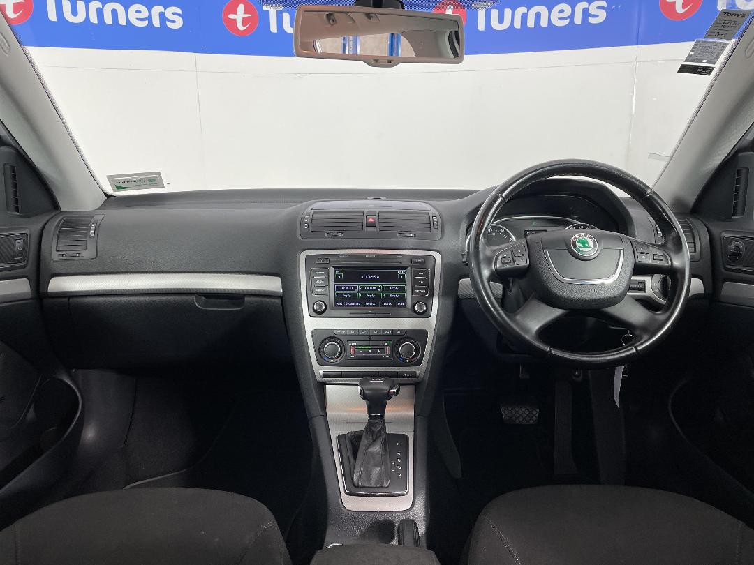 Photo '17' of Skoda Octavia