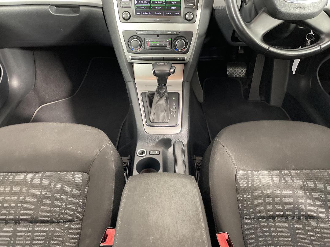 Photo '18' of Skoda Octavia