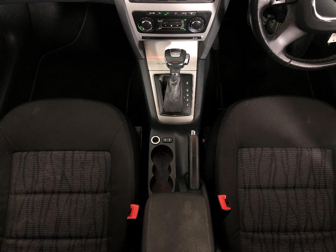 Photo '18' of Skoda Octavia Photo '18' of Skoda Octavia