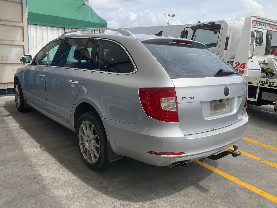 Photo '9' of Skoda Superb TDI Combi