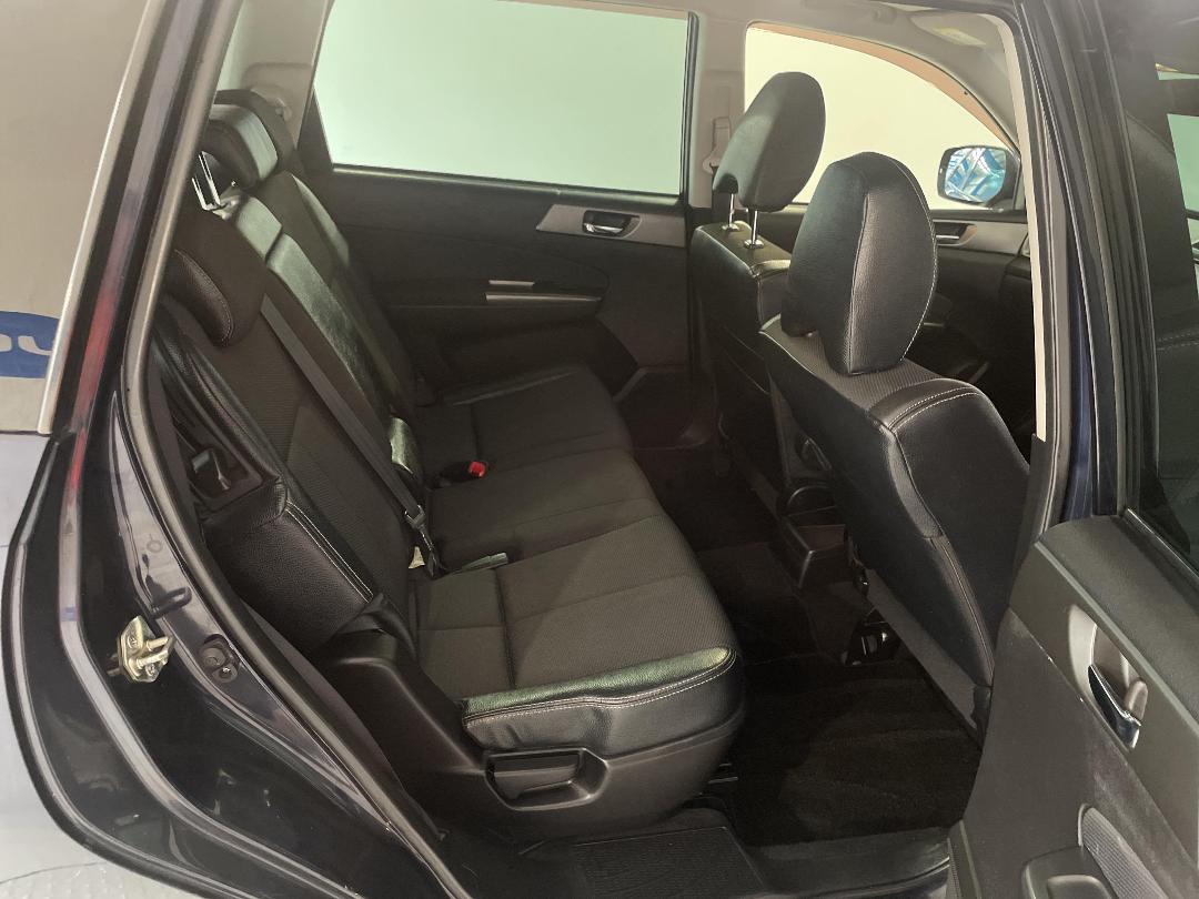 Photo '20' of Subaru Exiga Photo '20' of Subaru Exiga