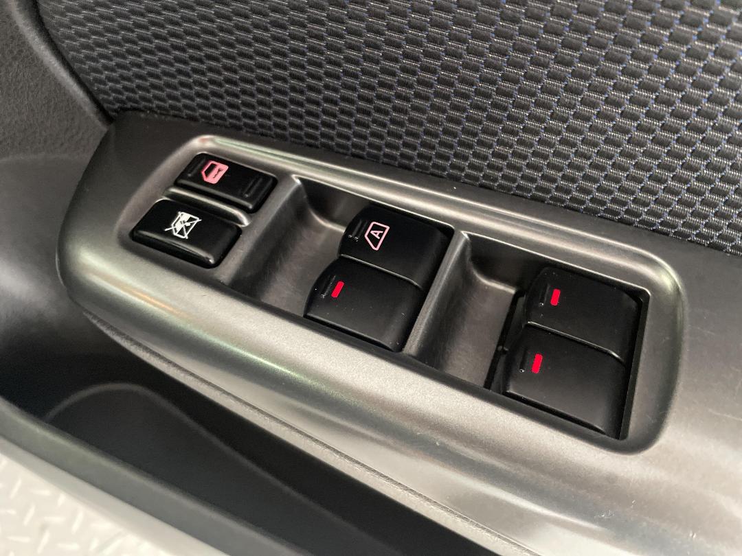 Photo '24' of Subaru Exiga Photo '24' of Subaru Exiga