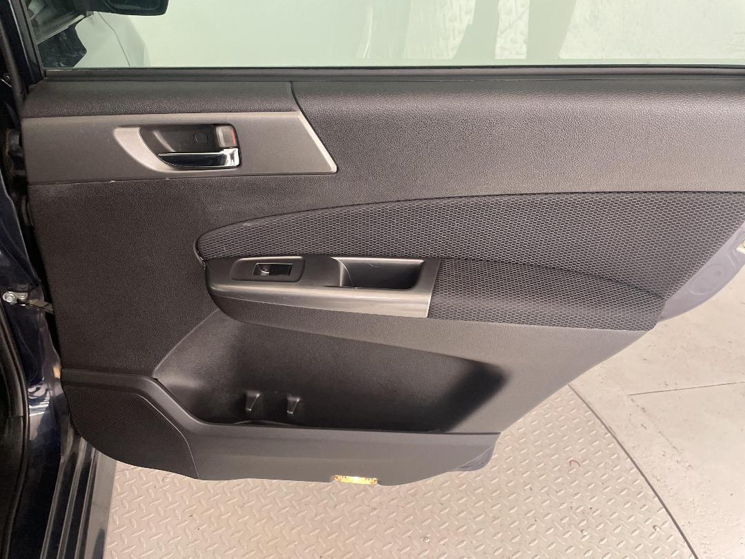 Photo '19' of Subaru Exiga Photo '19' of Subaru Exiga