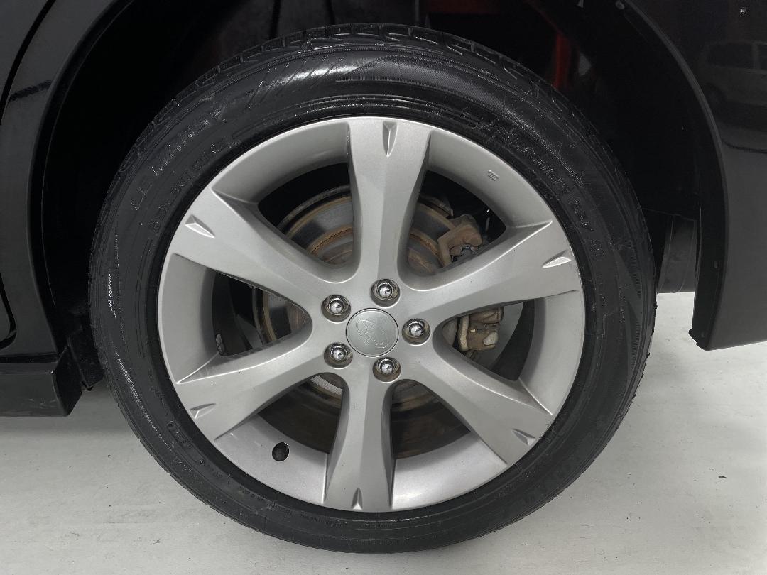 Photo '11' of Subaru Exiga