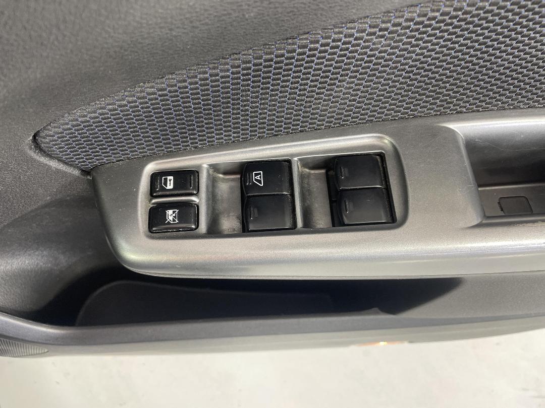 Photo '24' of Subaru Exiga